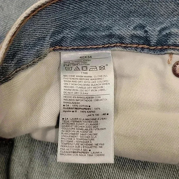 Old Navy Straight Leg Jeans Size 40X34 - Picture 4 of 5